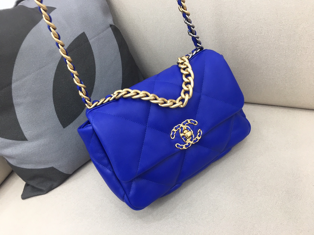 Lambskin 19 Handbag Flap Bag AS1160 Blue